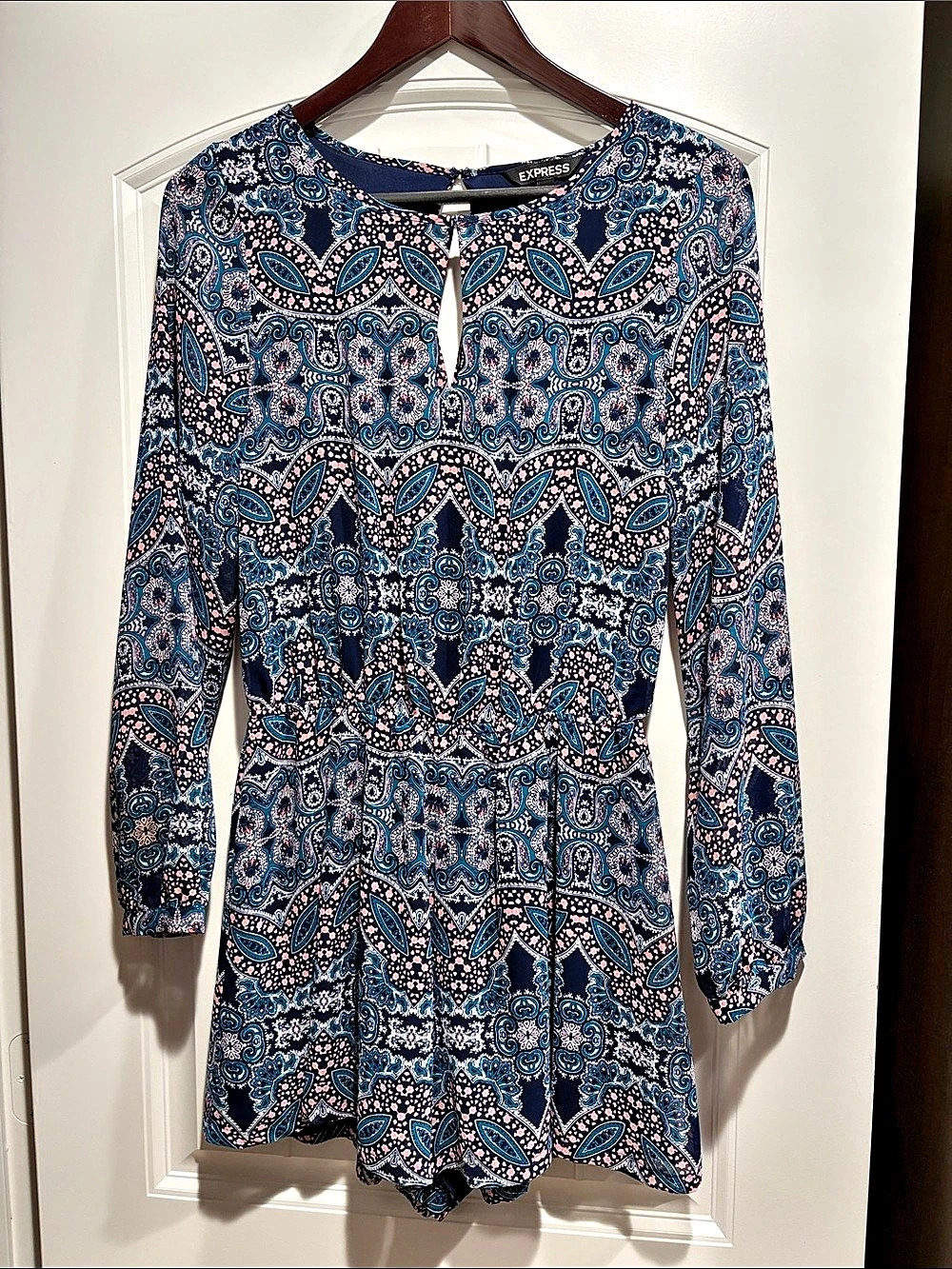 Express Paisley Mini Dress in Blue & Pink Size Small